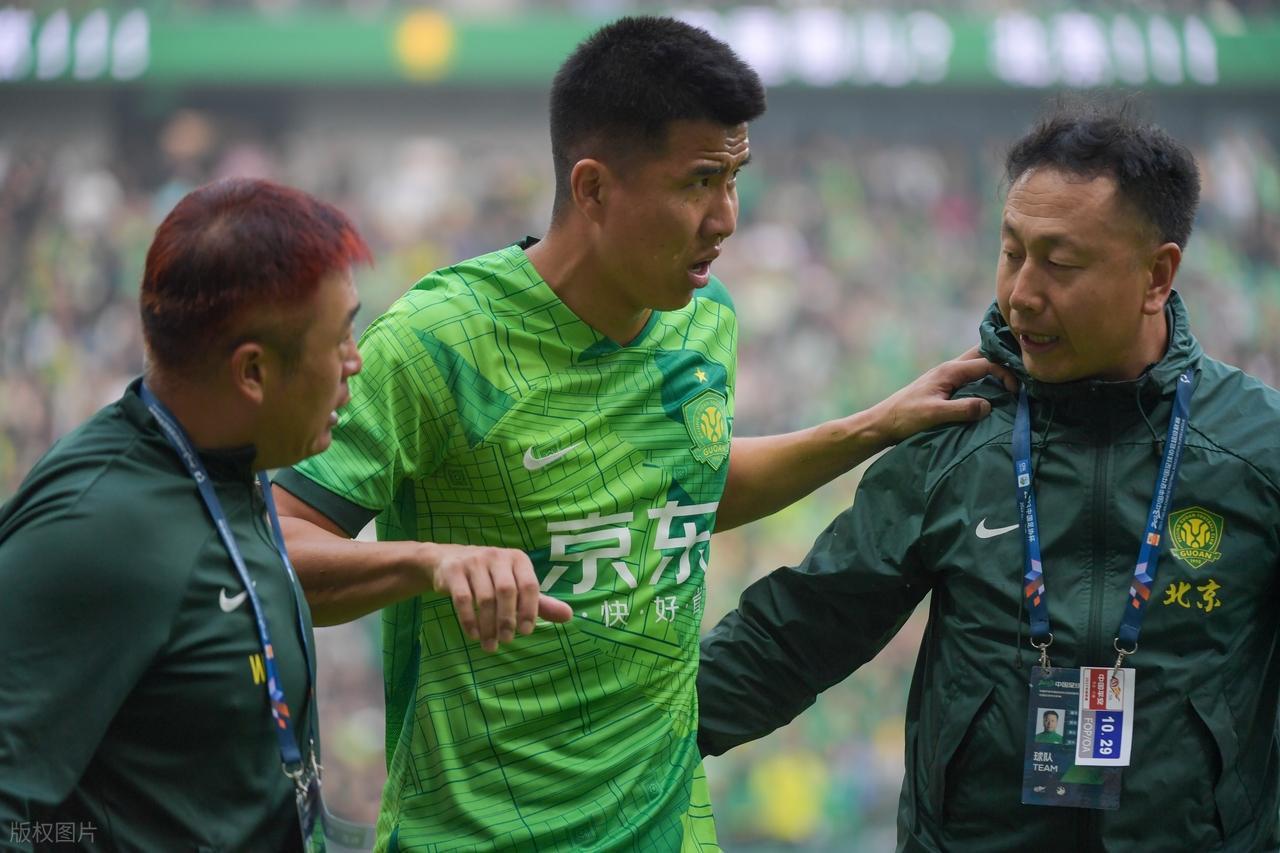中国足彩网-大反转!北京国安这是什么操作?官宣续约两名必走之人,球迷热议