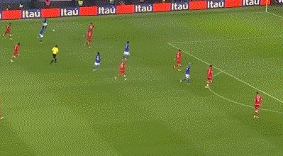 1664316309944060344.gif 中国足彩网比分直播-【热身】内马尔破门+造红 拉菲尼亚2射1传 巴西5比1