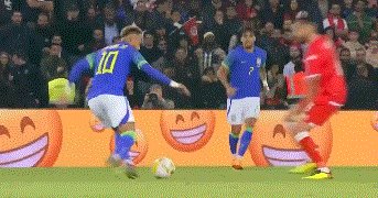 1664316305968013529.gif 中国足彩网比分直播-【热身】内马尔破门+造红 拉菲尼亚2射1传 巴西5比1