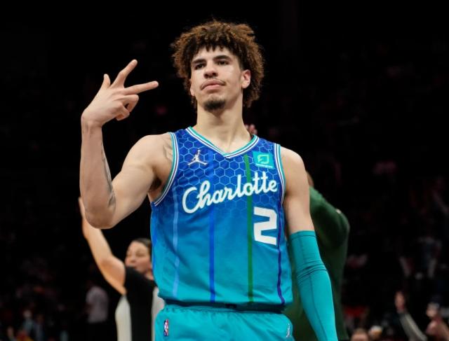 1663244478356025193.png 中国足彩网-25岁以下选谁建队?NBA高管:东契奇全票 吹扬暴跌