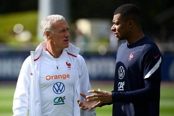 1663728434797082992.jpg 中国足彩网-王勤伯:法国队问题太多,德尚头痛不过来