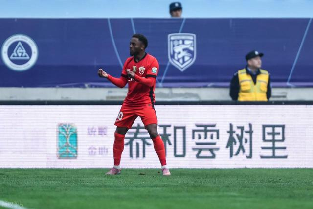 中国足彩网比分直播-大反转！曝上港难留加布里埃尔，要求降价遭拒绝，国安或趁虚而入|加布里埃尔·巴尔博扎|上海海港|北京国安|中超|加布里埃尔-保利斯塔_新浪体育_新浪新闻