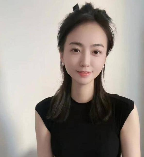 许家印被捕倒台后，恒大歌舞团长白珊珊，居然嫁给了这个男人