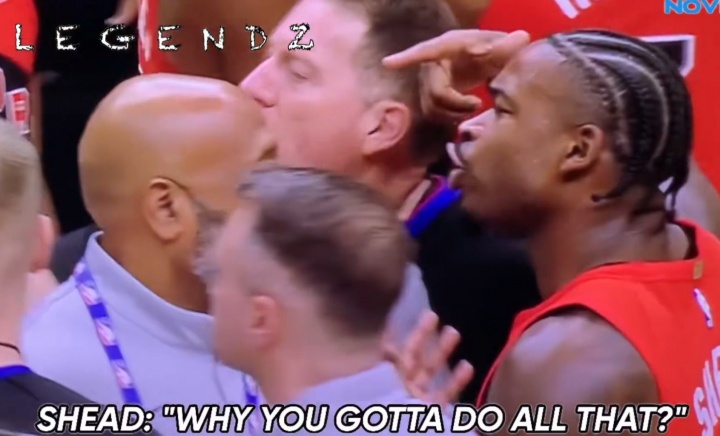 中国足彩网-穆雷怒喷：TM站起来啊混蛋 逼逼赖赖啥？谢德：领先15分还搞这些