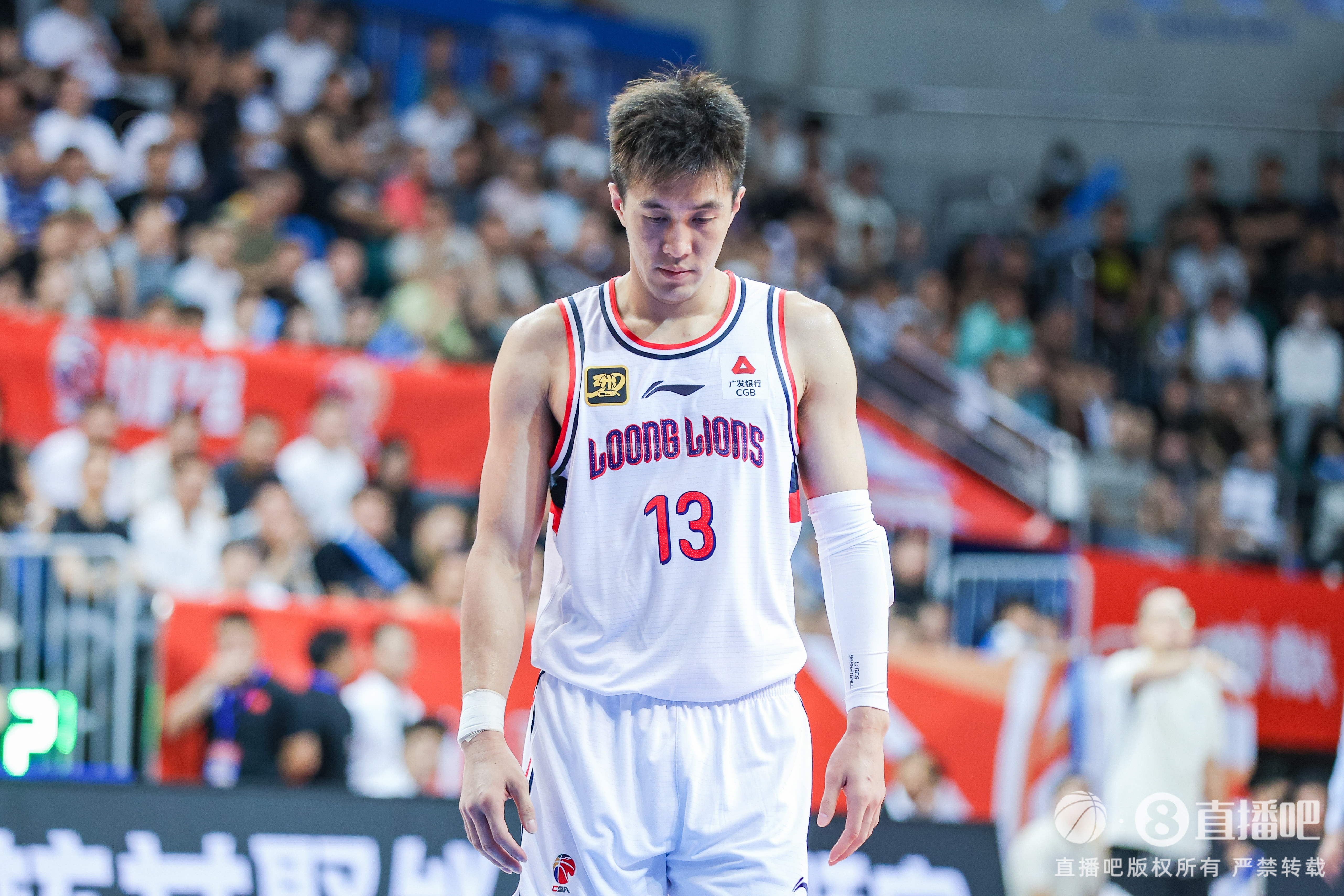 足彩网-引发热议！“郭艾伦被诈骗近千万”词条登上热搜 目前升至第2